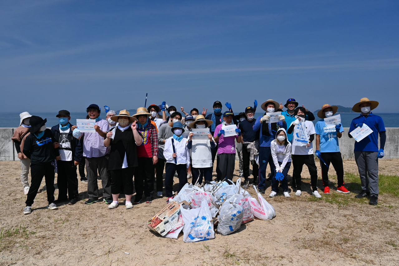 6/1（火）社会福祉法人 来島会が桜井海岸で清掃活動を実施しました！