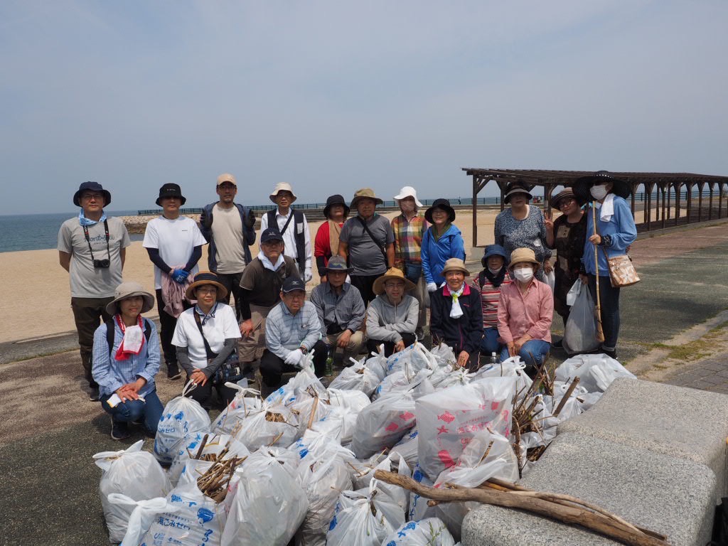 金光ボランティアが伊予市五色姫海浜公園で清掃活動を行いました！