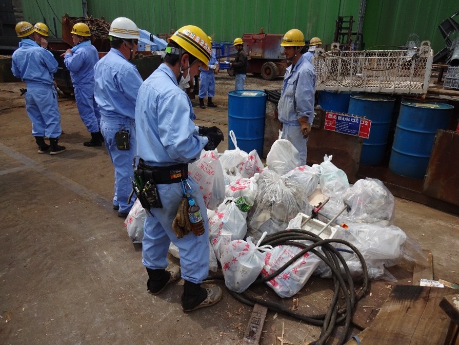 村上秀造船株式会社が今治市伯方町木浦甲４６４１－２ 本社工場で清掃活動を行いました！